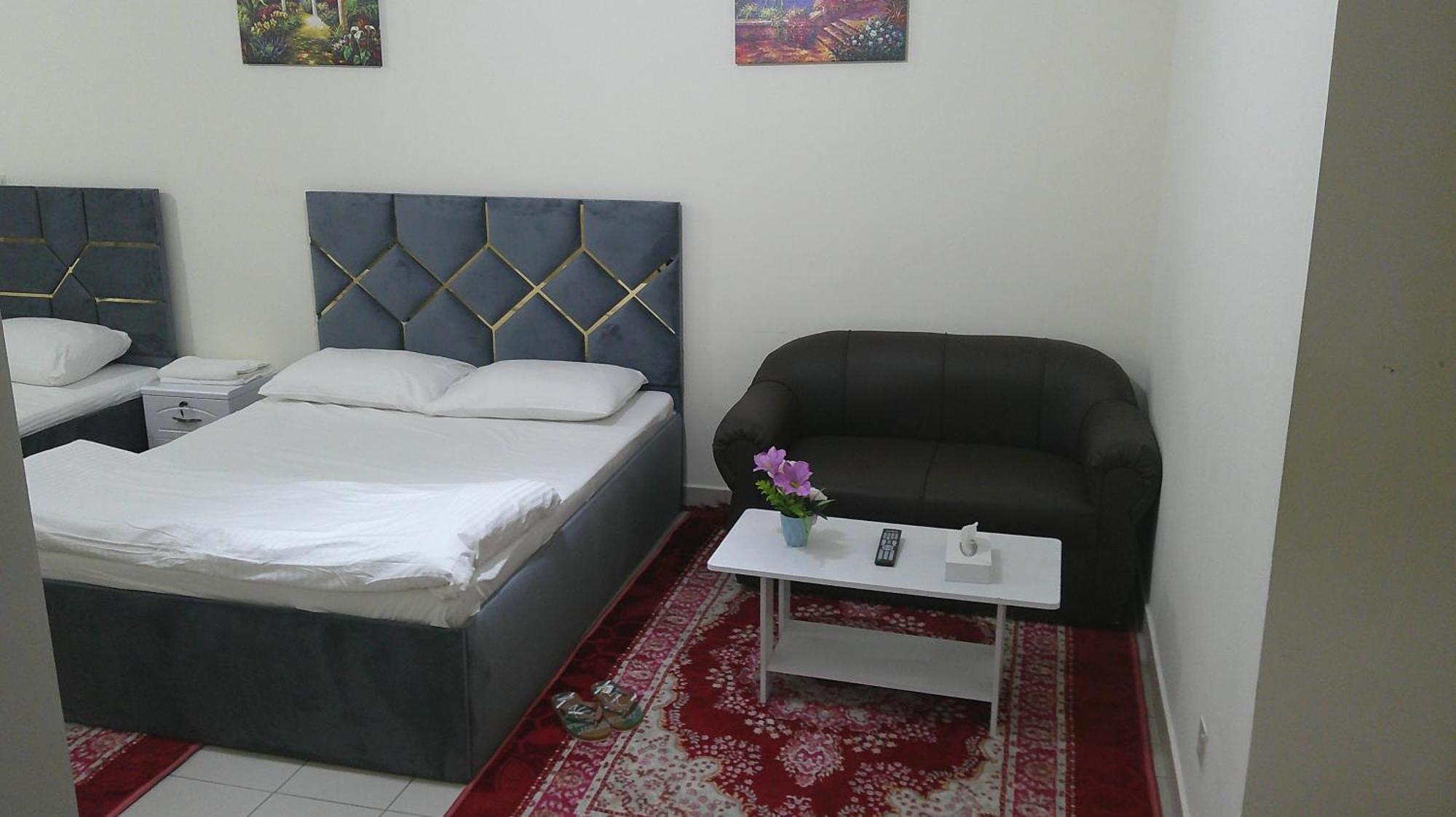 Ruby Star Hostel Dubai F2 ภายนอก รูปภาพ