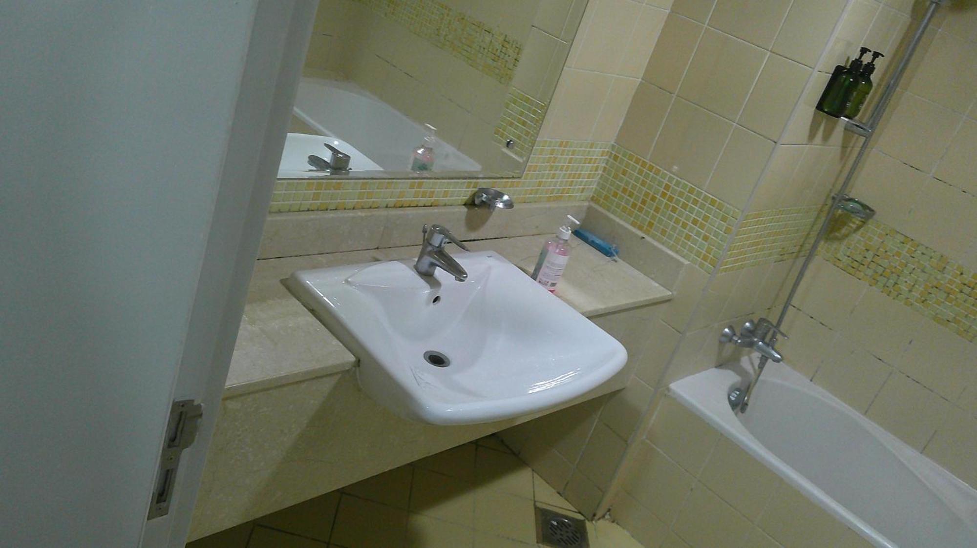 Ruby Star Hostel Dubai F2 ภายนอก รูปภาพ