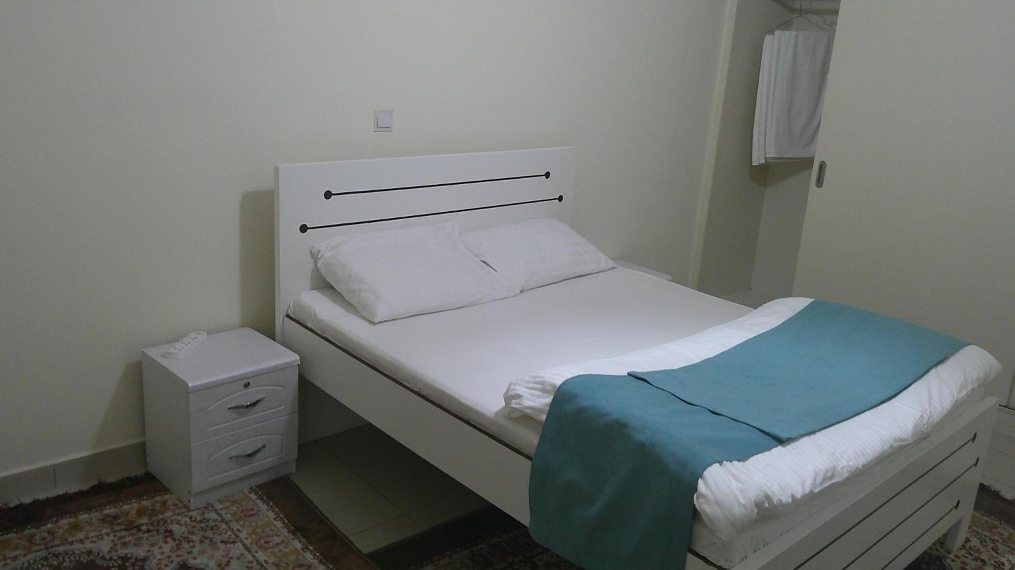 Ruby Star Hostel Dubai F2 ภายนอก รูปภาพ