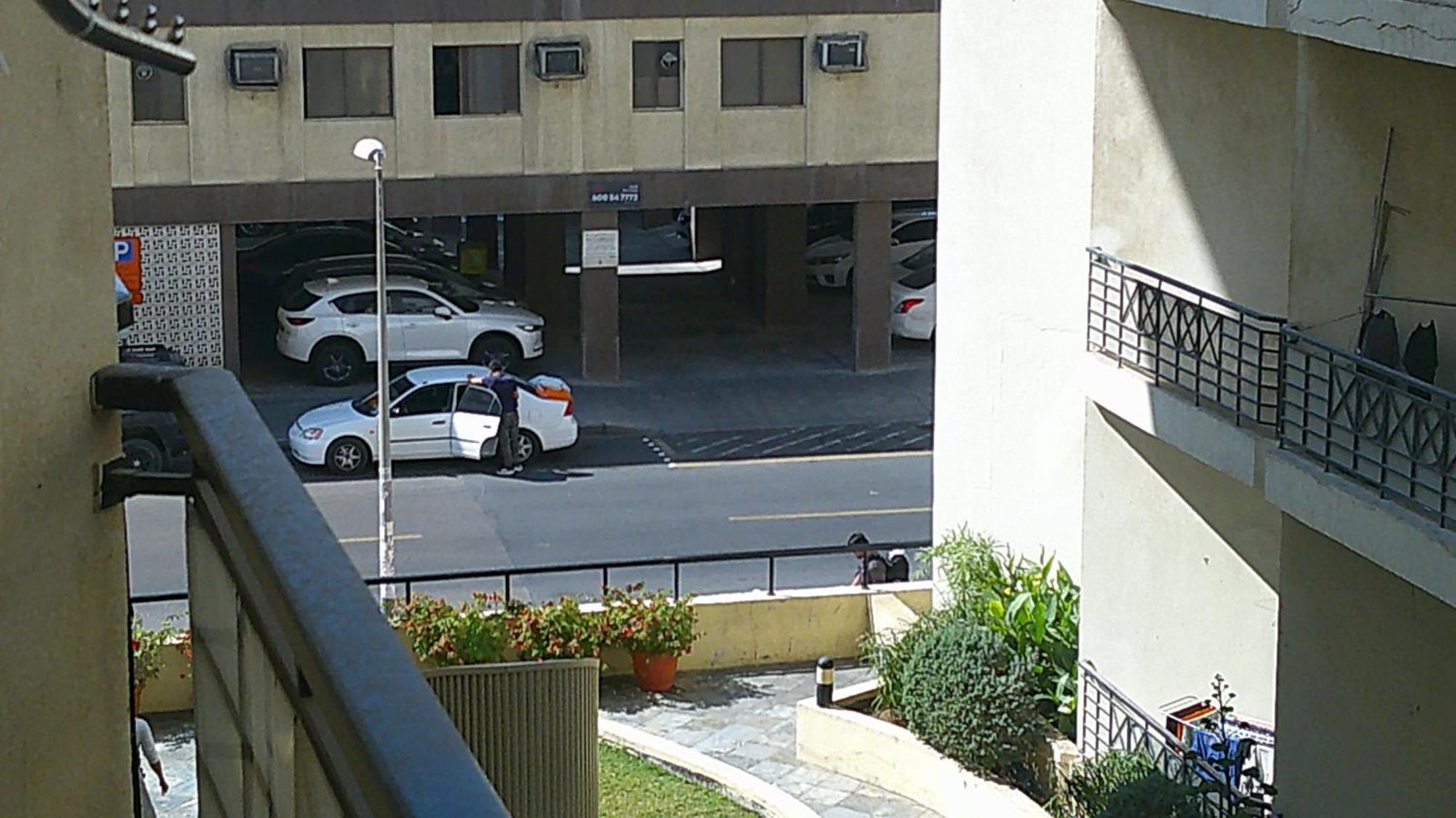 Ruby Star Hostel Dubai F2 ภายนอก รูปภาพ
