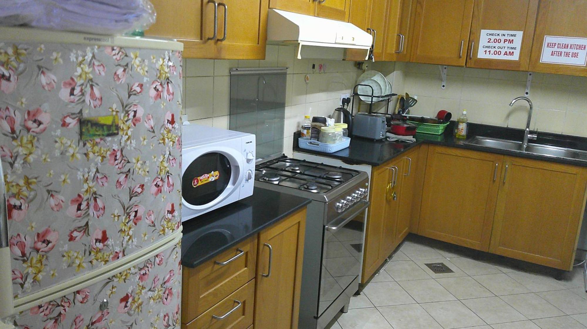 Ruby Star Hostel Dubai F2 ภายนอก รูปภาพ